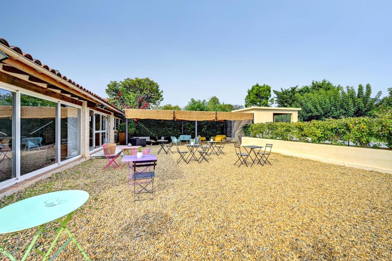 Le Provence Gémenos Exterior foto
